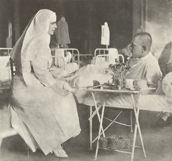 Queen Marie visiting hospital