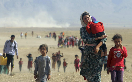 Iraqi refugees flee from ISIS