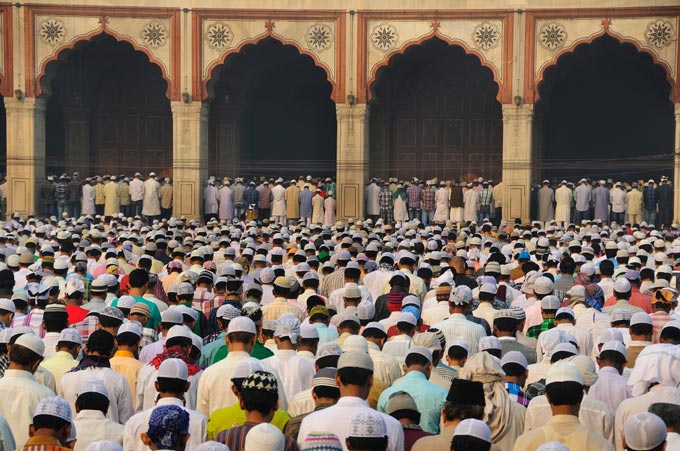 Muslims-praying-in-Dehli