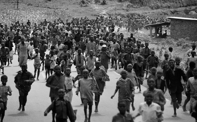 Mass exodus during Rwandan genocide in 1994