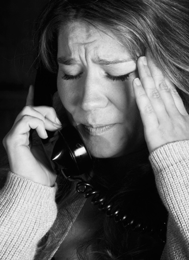 Woman-crying-on-the-phone