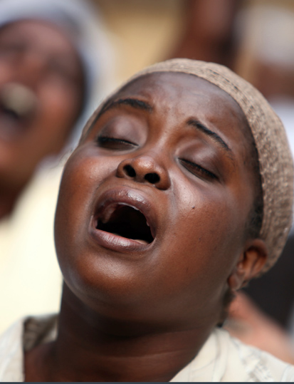 Woman-singing-prayer
