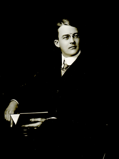 Alfred Eastman Lunt