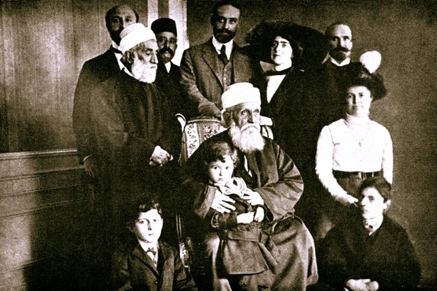 Abdu'l-Baha with Baha'is in Paris (1912)