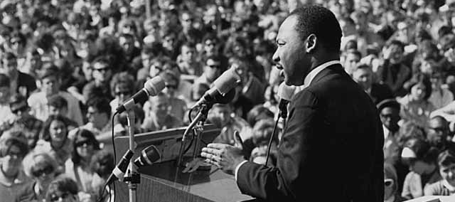 Dr. Martin Luther King Jr. speaking to an anti-Vietnam war rally at the University of Minnesota in St. Paul on April 27, 1967, CC BY-SA 2.0